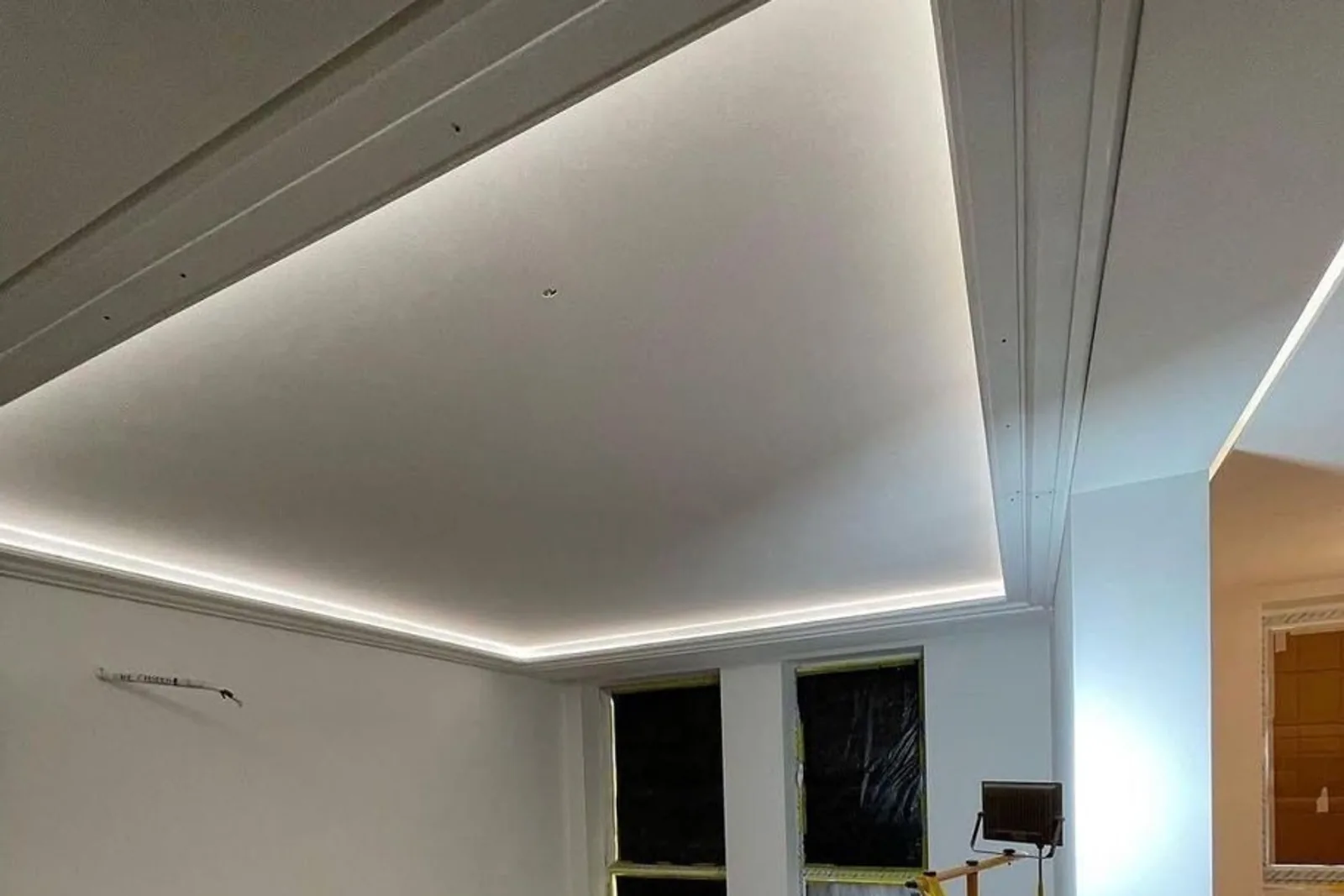 Cove Soft — floating ceiling cove during site finishing