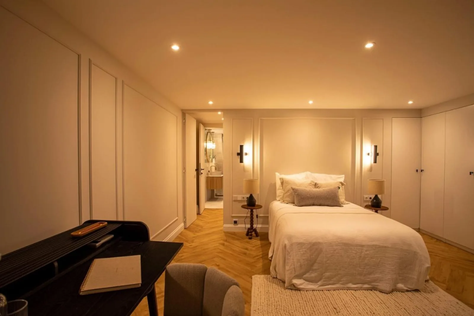 Warm Terrace — calm bedroom with ensuite view